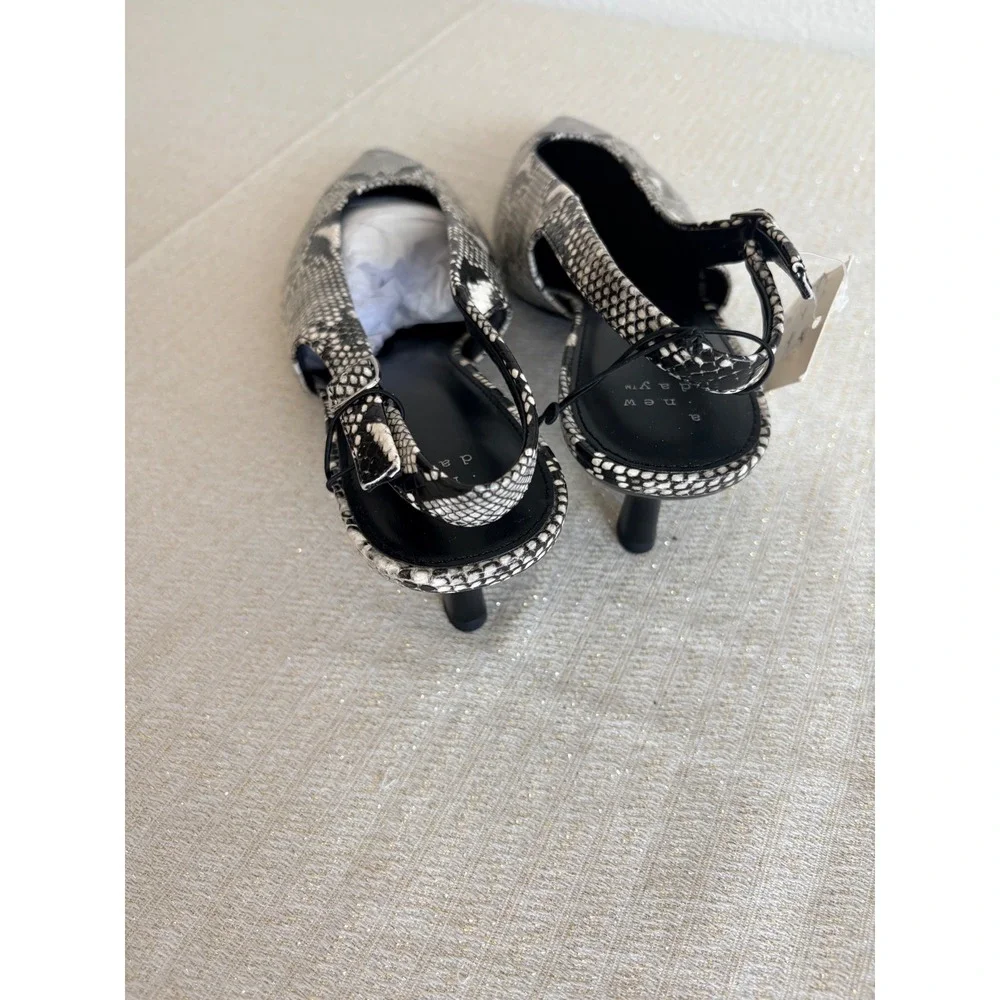 A New Day Samantha Slingback Pumps 11 Black Snakeskin Kitten Heel Pointed Toe